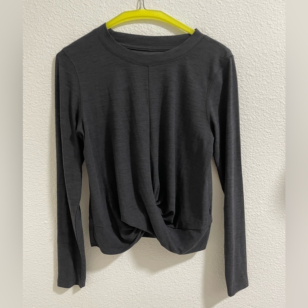 Old Navy Charcoal Long Sleeve Twist Top